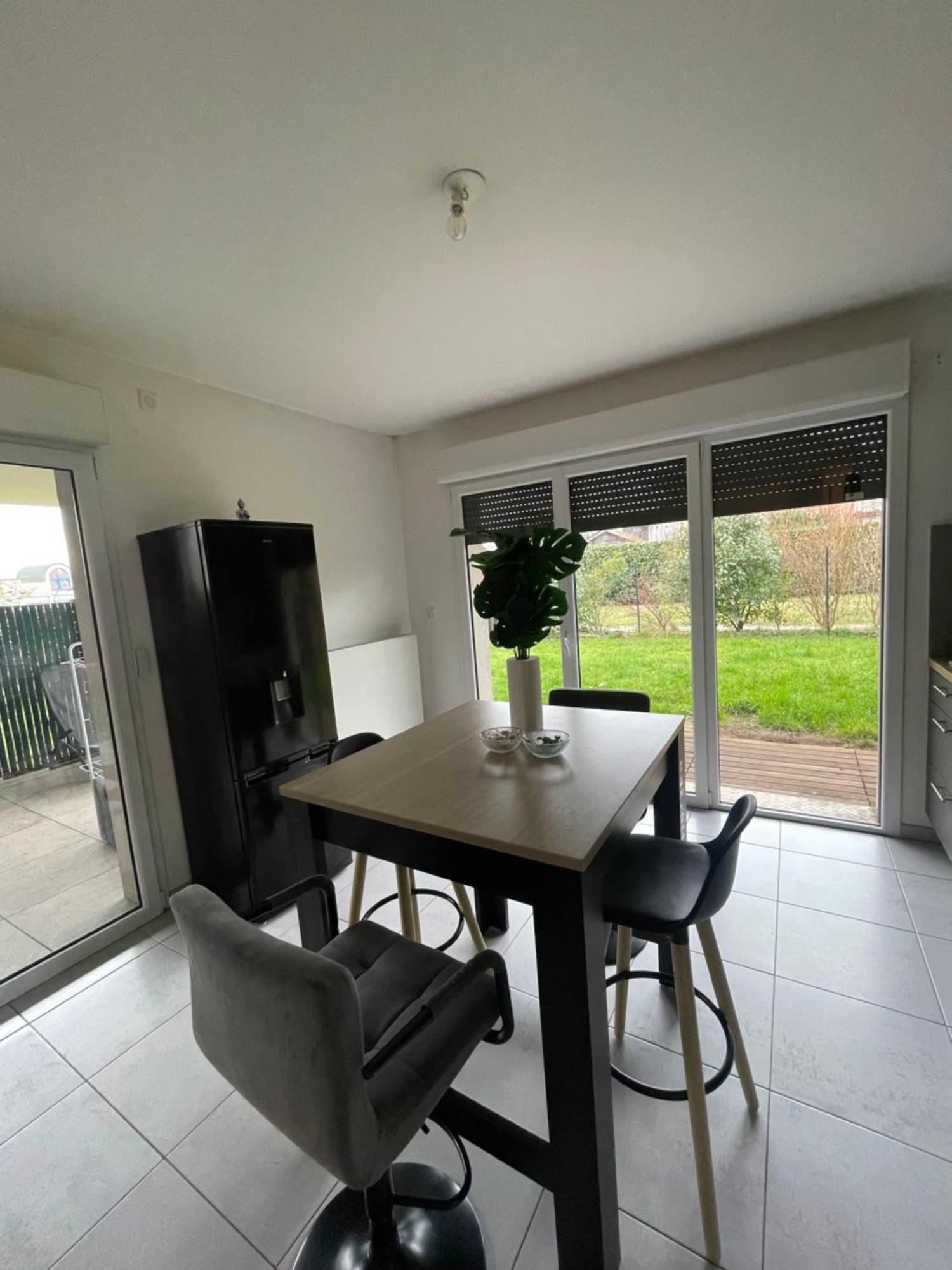 Apartament Pleasant Garden Douvaine Zewnętrze zdjęcie
